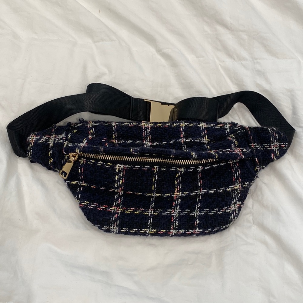 rae of light crossbody/fanny pack navy plaid